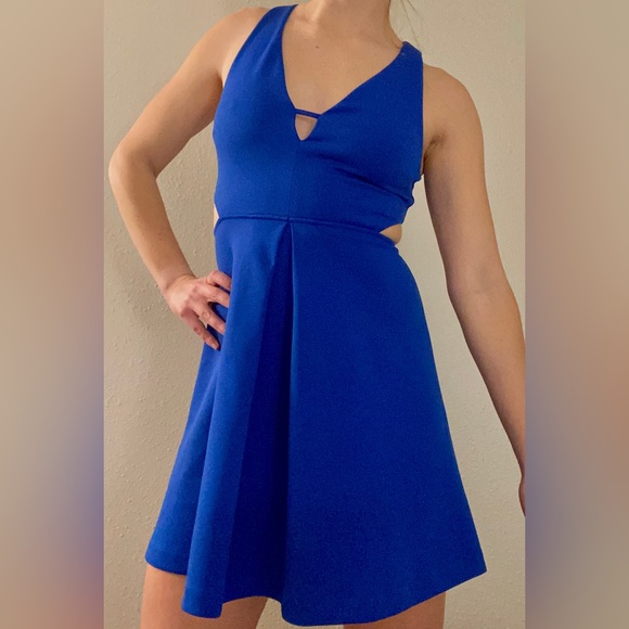 Express Blue Cutout Dress Size 6 - Picture 2 of 5